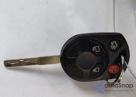 2018 Ford Focus Sel z USA, uszkodzony, nr VIN 1FADP3H2XJL258889